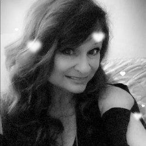 Meet your Posher, Gina